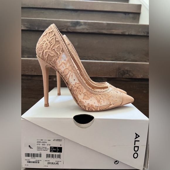 Aldo Size 5 heels - Picture 1 of 4